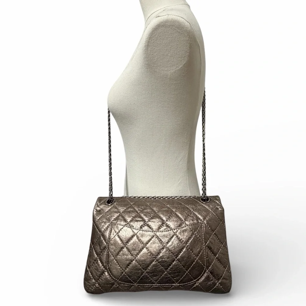 Chanel Reissue 2.55 Metallic Aged Calfskin Flap Bag - Picture 3 of 16
